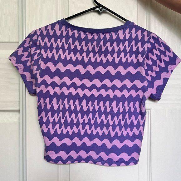 Top - Picture 2 of 3